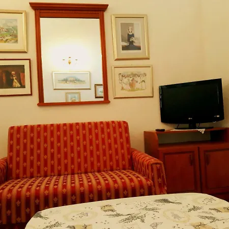 Vrisak Apartamento *