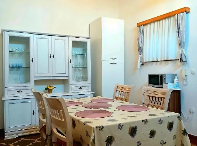 Apartment Vrisak *